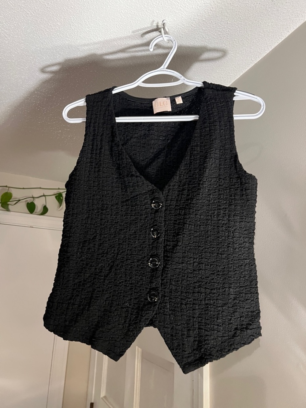 Black Textured Button-Front Women's Vest